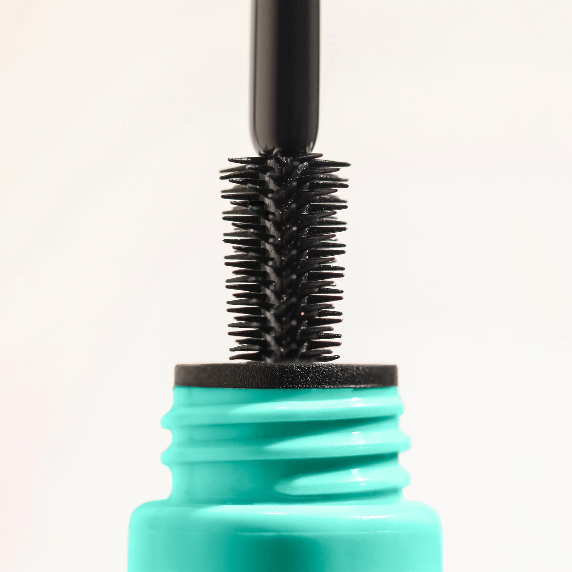 Milani Highly Rated Lash Extensions Tubing Mascara for Added Length and Lift + Keep It Full Maxxx Balmshell Lip Plumping Balm - Balmshell + Make It Last Original - Natural Finish Setting Spray 3-in-1 - Image 8